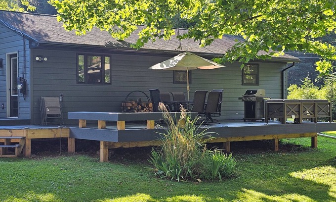 Antes Fort Cabaña | Waterfront Cottage on Big Pine Creek