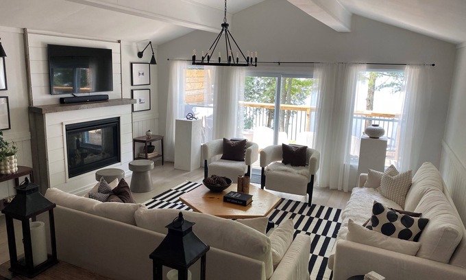 Dysart et al Cabaña | Waterfront cottage on Redstone Lake