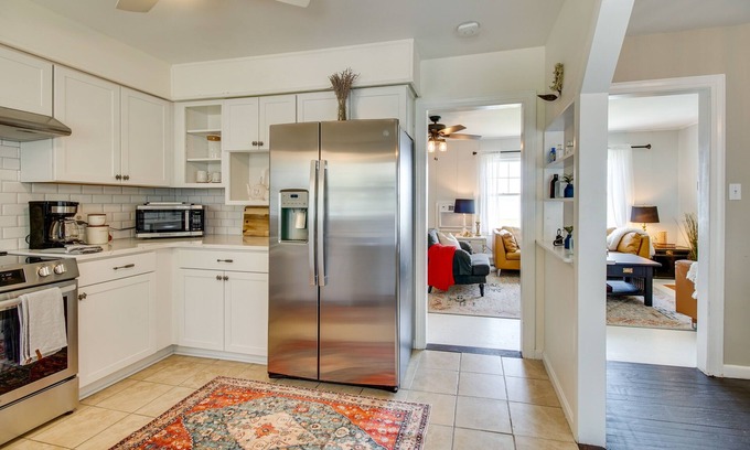 Piney Point Cabaña | Waterfront Cottage in Piney Point w/ Kayaks!