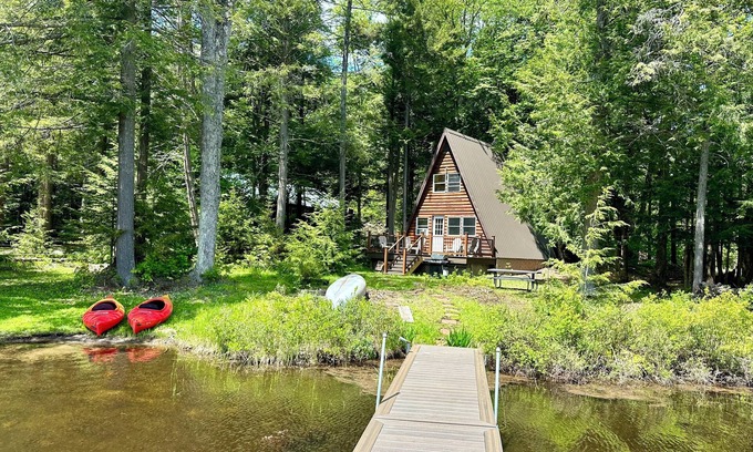 Stratford Cabina | Waterfront -Cozy Camp Triangle