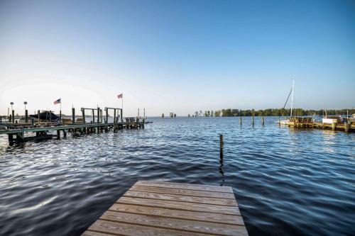 Edenton Casa | Waterfront Edenton Bay Cottage - Walk to Dtwn