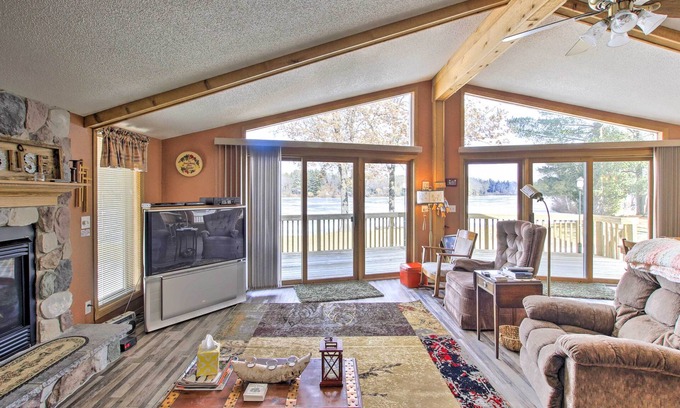 Friendship Cabaña | Waterfront Friendship Home w/ Private Pier!