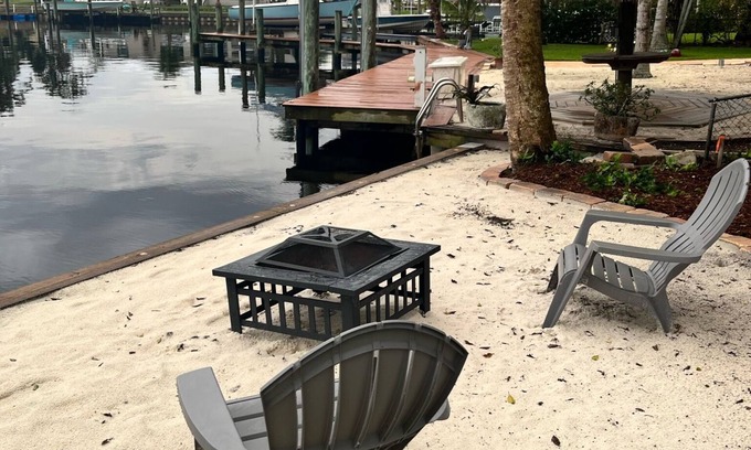 Palm City Casa | Waterfront getaway winter dates just opened