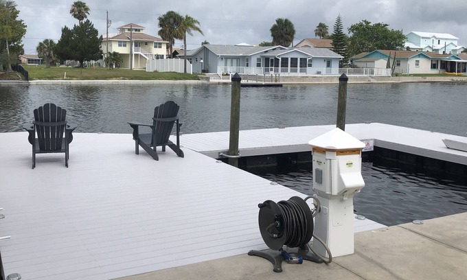 Spring Hill Casa | Waterfront Hernando beach 3 beds/2bath on deep water canal w/Dock, Fishing/kayak