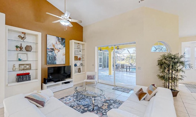 Cape Coral Casa | Waterfront Hideaway