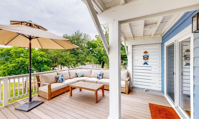 Pointblank Casa | Waterfront Home, Dog-Friendly, Private Pier, Kayak