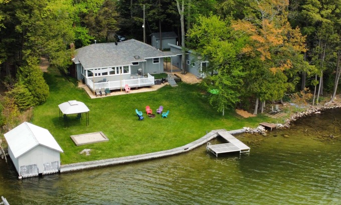 Lake Leelanau Casa | Waterfront home on South Lake Leelanau, pet friendly, beautiful sunsets. .