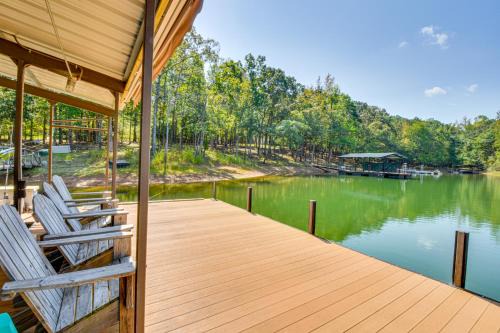 Reed Creek Casa | Waterfront Home on Lake Hartwell with Dock Access