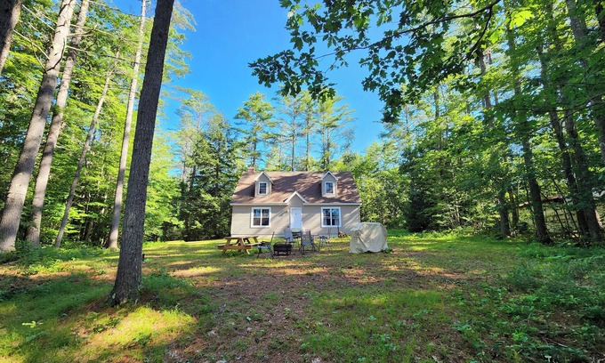 Waterford Casa | Waterfront Home w/ Large Yard, Fire Pit, Grill