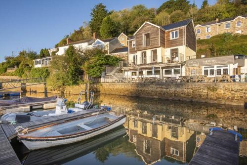 Truro Casa | Waterfront House