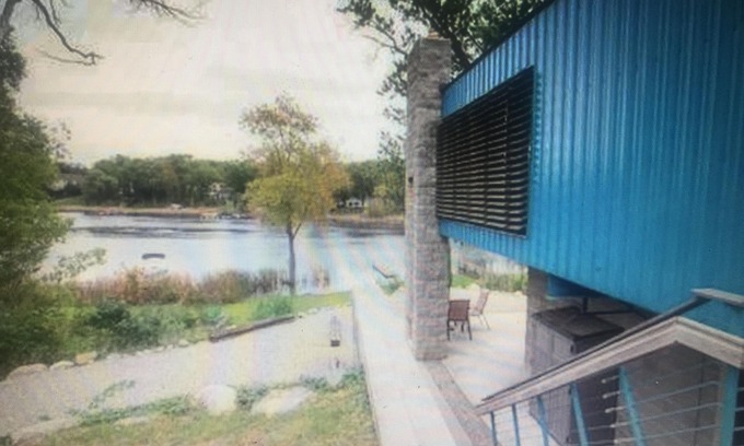 Brighton Casa | Waterfront House. Minutes to Legacy Center; 25 minutes to the Big House!