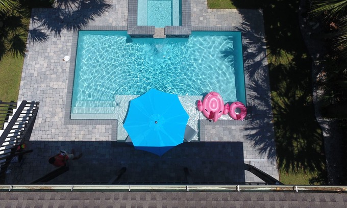 Silver Sands Casa | Waterfront house w/ Pool and Hot tub