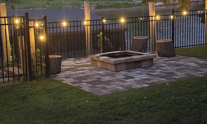 Wasaga Beach Casa | Waterfront in Wasaga Beach (on the Nottawasaga River) perfect for any season!