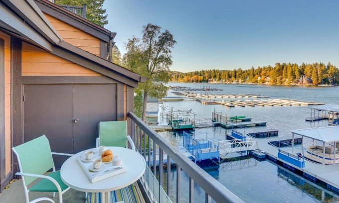 Lake Arrowhead Casa | Waterfront Lake Arrowhead Townhome with Balconies!