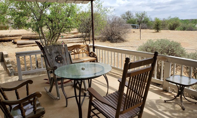 Crosbyton Casa | Waterfront lake house white river lake