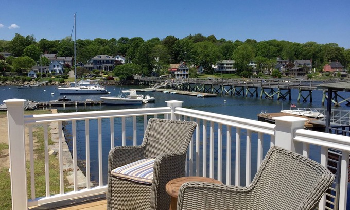 Gloucester Casa | 3b / 1. 5ba Annisquam Waterfront Living con impresionantes vistas, hermosa decoración, kayaks