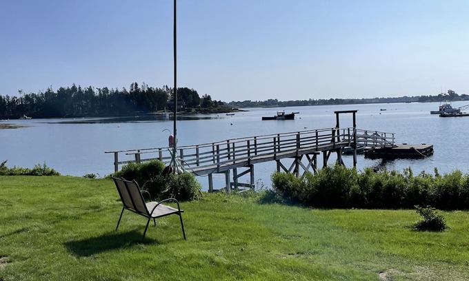 Mid-Coast and Islands Casa | Waterfront Main House & Guest Cottage- Casco Bay, So. Harpswell 1 semana estancia mínima
