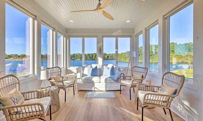 Winchester Casa | Waterfront Oasis On Tims Ford Lake: Pool/Kayak!