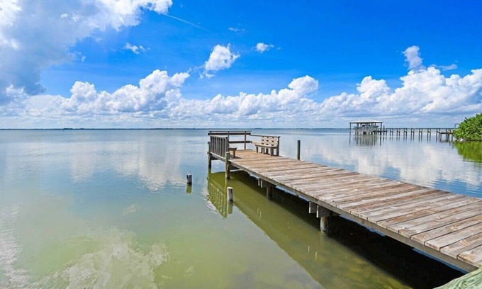 Orlando Beach Apartamento | Waterfront Oasis Summ