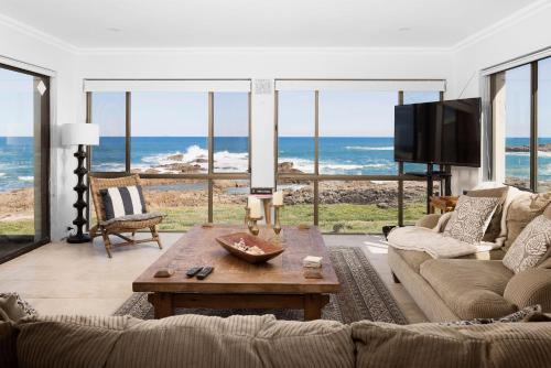 Anna Bay Casa | Waterfront Ocean Cottage