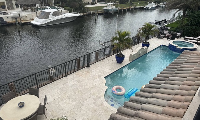 Ocean Ridge Casa | WATERFRONT on INTRACOASTAL waterway Palm Beach County executive rental