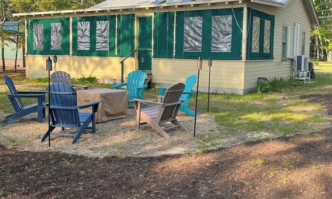 Standish Cabaña | WATERFRONT ON SEBAGO LAKE, SANDY BEACH, DOCK, MOORING, AC, AND PET FRIENDLY
