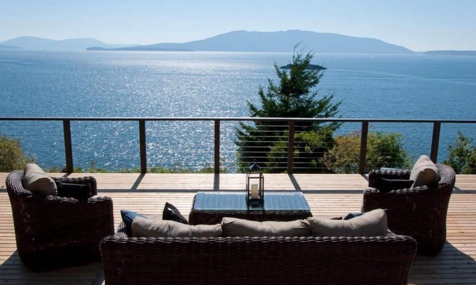 Bellingham Casa | Waterfront Vista Panorámica De San Juanes y enorme cocina Gourmet