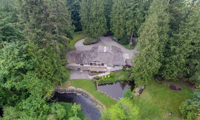 Tacoma Casa | Waterfront Paradise Home + BBQ + Sauna!
