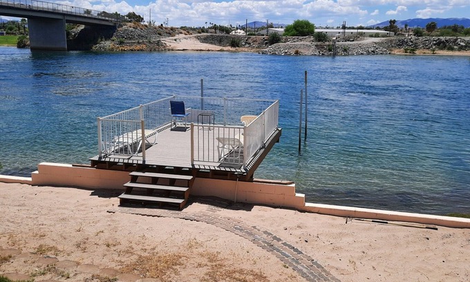 Mohave Valley Casa | RAMPA DE BARCO PRIVADO ** PLAYA DE ARENA ** COMUNIDAD CERRADA