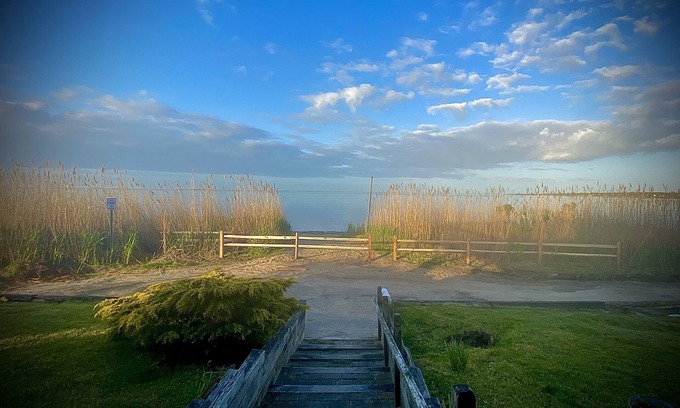 Brookhaven Casa | Frente al mar y playa privada casa de estilo escandinavo cerca de Bellport, NY