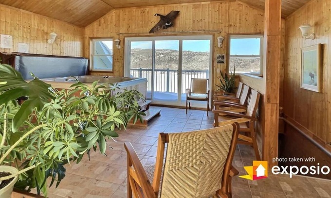 Lamarche Casa | Waterfront Relaxation Paradise