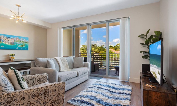 Indian Beach Sapphire Shores Condominio | Waterfront Relaxation - Modern Comfortable Condo