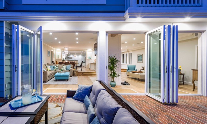 Coronado Cays Casa | Frente al agua, remodelado 5 dormitorios, muelle privado, a pie de playa