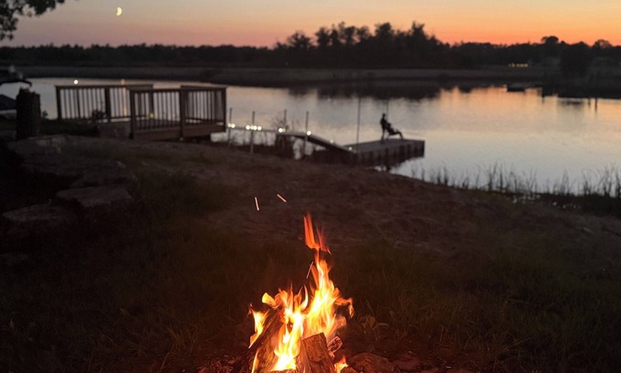 Petersfield Cabaña | Waterfront Retreat with Dock & Fireplace – Hunt, Fish, or Simply Escape
