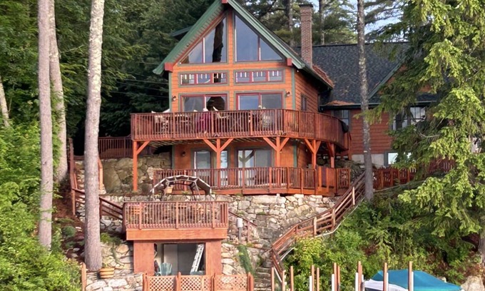 Meredith Casa | Waterfront Retreat on Lake Winnisquam