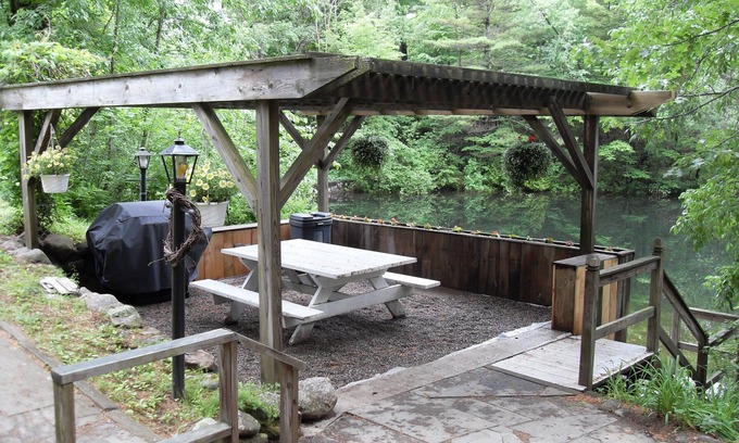 Lake Luzerne-Hadley Casa | Waterfront Retreat en Mini 'en Golden Pond' 10 millas del lago George