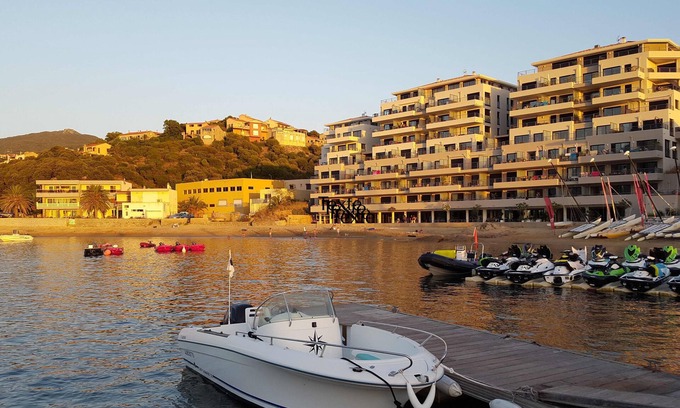 Propriano Apartamento | pies de estudio en la playa - nuevos pies de construcción en el agua