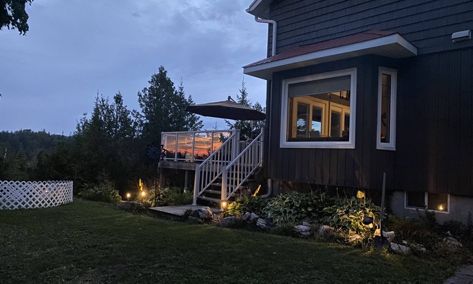 Tobermory Cabaña | Waterfront Tobermory Property with Dock