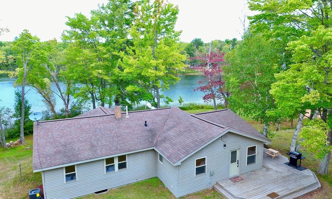 Manistique Cabaña | Rare find! Secluded Cottage on inland lake near Munising!