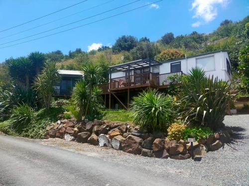Pahi Casa | Waterfront weekend stay with sleep out