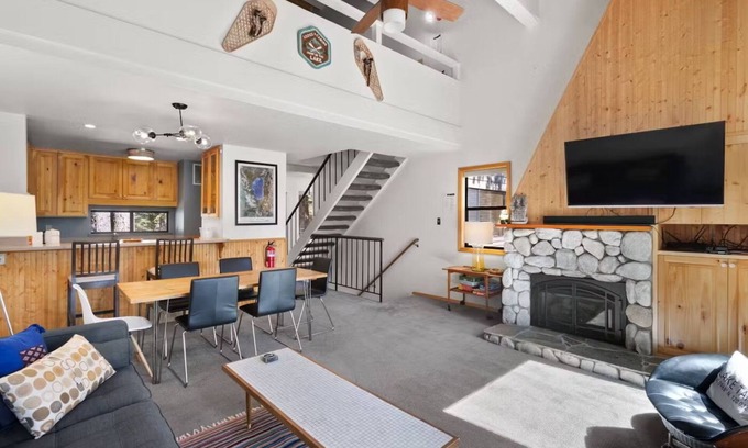 Carnelian Woods Condominio | Waterman's Retreat - Easy 2 Block Walk to the Beach