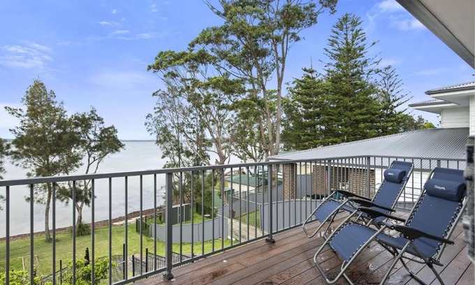 Erowal Bay Casa | Waters Edge - Belle Escapes Jervis Bay