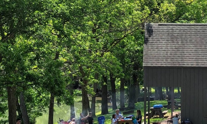 Caplinger Mills Cabaña | Water’s Edge Cabin: King & Queen Beds (Cabin 4)