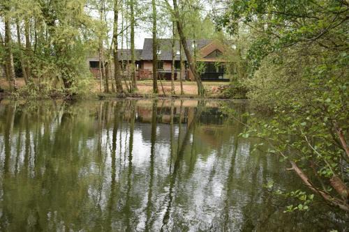 Pentney Casa | Waters Edge