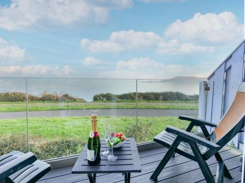 Wyke Regis Casa | Waters Edge