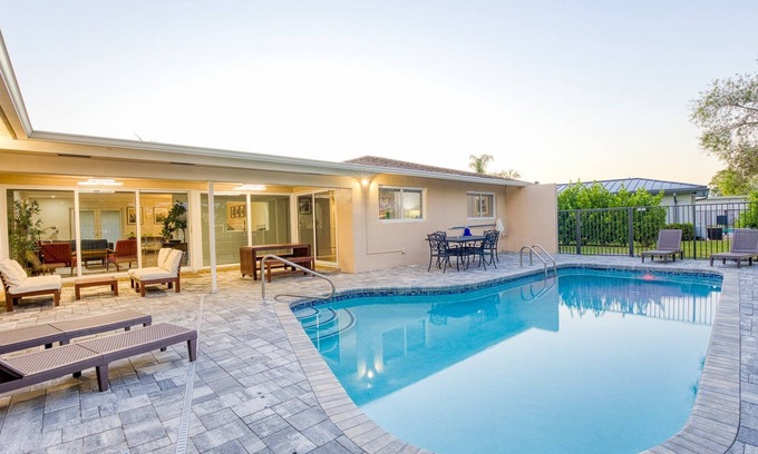 Weston Casa | Ideal para familias, parejas o grupos.