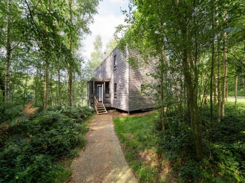 Maubray Casa | Waterside Elegance Sky Pad