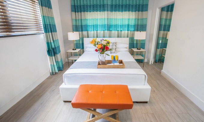 North Beach Hotel | Waterside Hotel and Suites