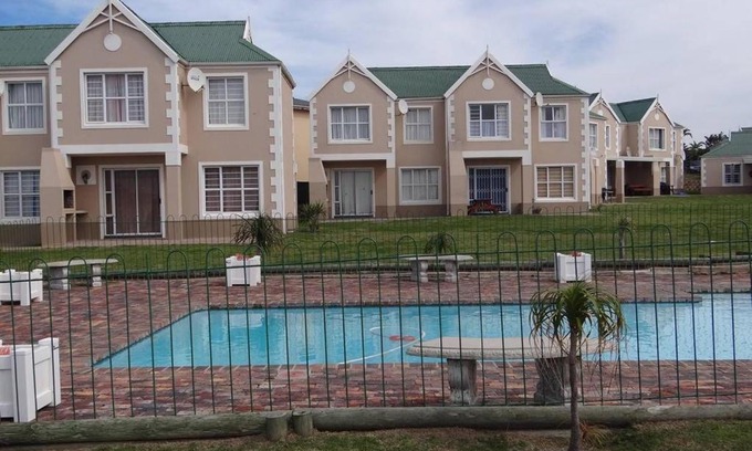 Marina Martinique Apartamento | Waterside Living CL07