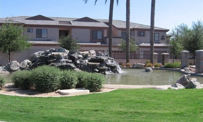 Fox Crossing Condominio | Condominio de lujo en Chandler / Ocotillo **** Ene. cancelación, ya disponible ***